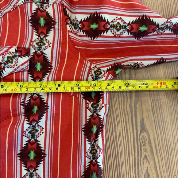 Wrangler‎ Retro Western Red Southwestern Aztec Snap Shirt Women's Medium - Picture 11 of 11